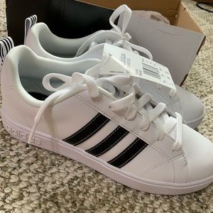 Brand new adidas vs advantage black and white shoe
